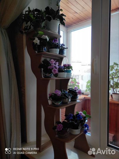 Полочки для цветов