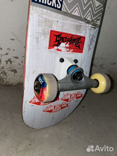 Скейтборд Tricks