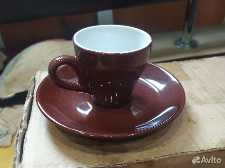 Чайные чашки с блюдцами новые, цена за набор