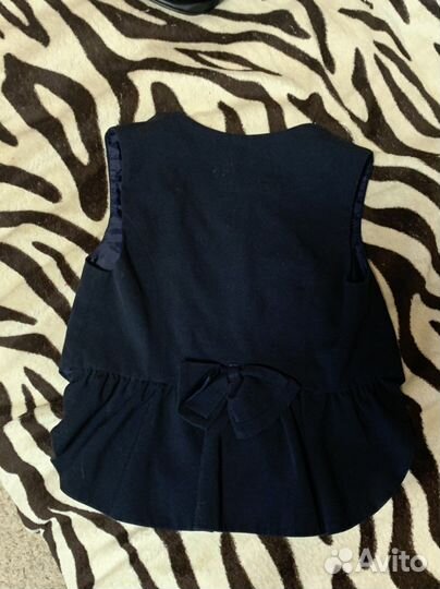 Жилет на девочку 128