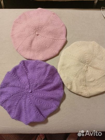 Берет женский вязаный