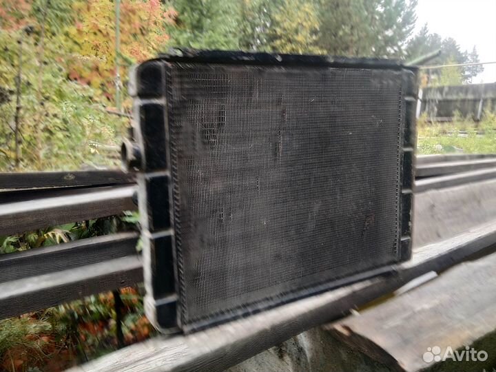 Продаю радиатор на ямз 238