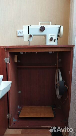 Швейная машина Чайка 134А