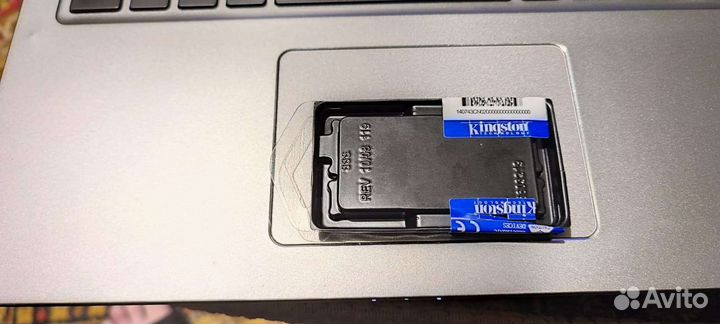 Модуль оперативной памяти (оперативка)