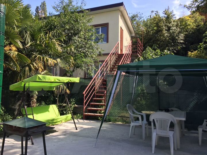 Дом 49 м² на участке 2 сот.