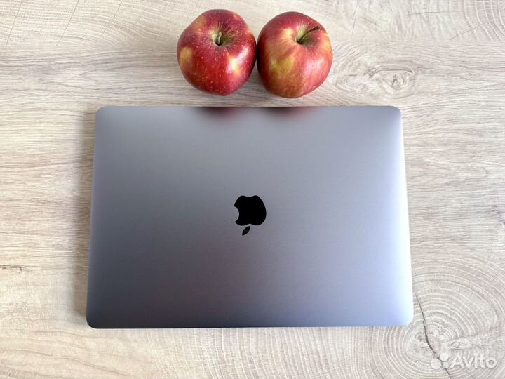 MacBook Pro 13