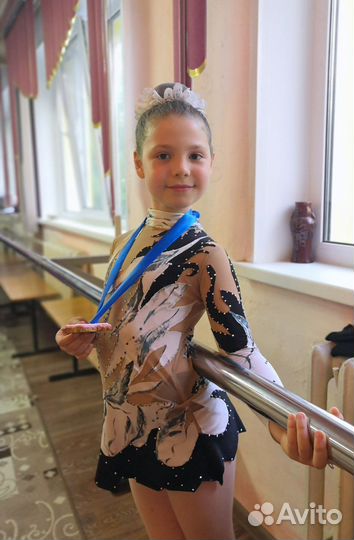 Купальник гимнастический