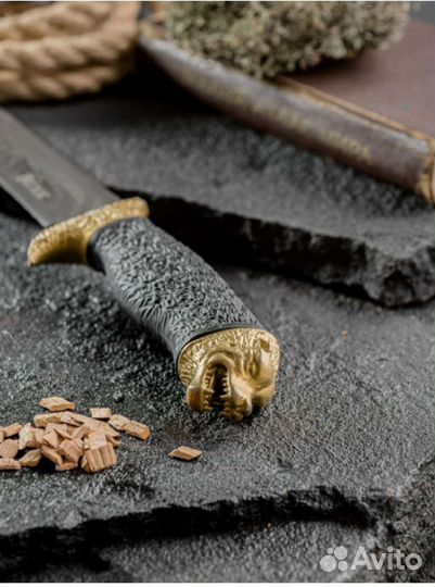 Нож туристический волк