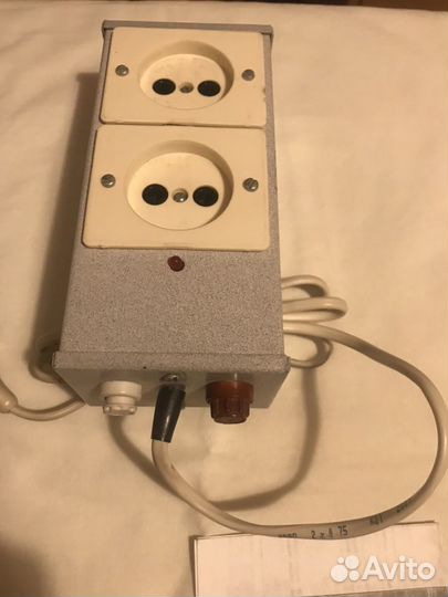 Блок защитный для аппаратуры