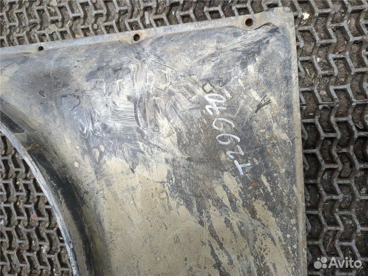 Кожух вентилятора радиатора Land Rover Defender, 1