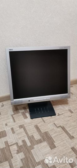 Монитор NEC