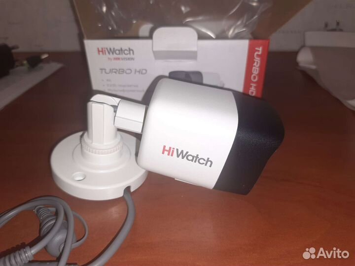 Видеокамера HD-TVI HI Watch DS-T800(b) 2.8 mm