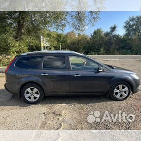 Ford Focus 1.8 МТ, 2010, 226 000 км