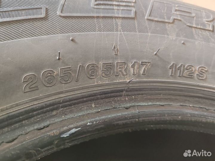 Bridgestone Dueler H/L 265/65 R17