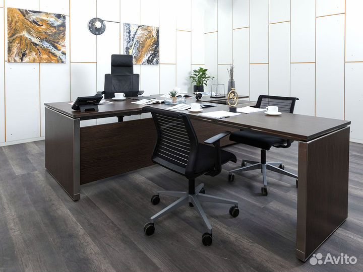 Кабинет для руководителя EOS Италия