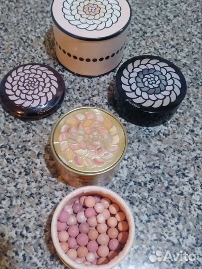 Пудра Guerlain Meteorites 02 Pink Fresn