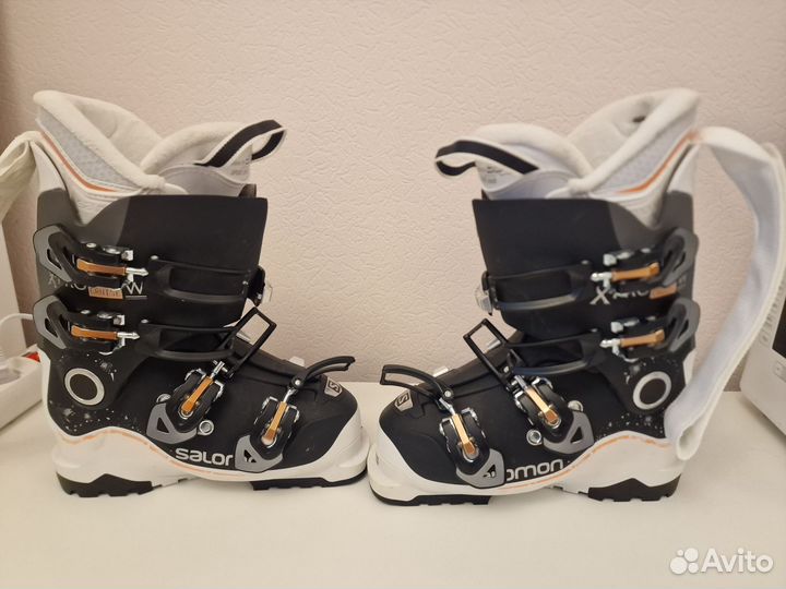 Горнолыжные ботинки salomon X Pro W Cruise