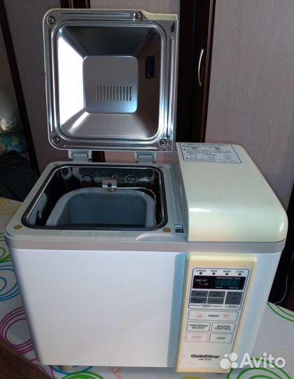 Хлебопечка GoldStar HB 011E