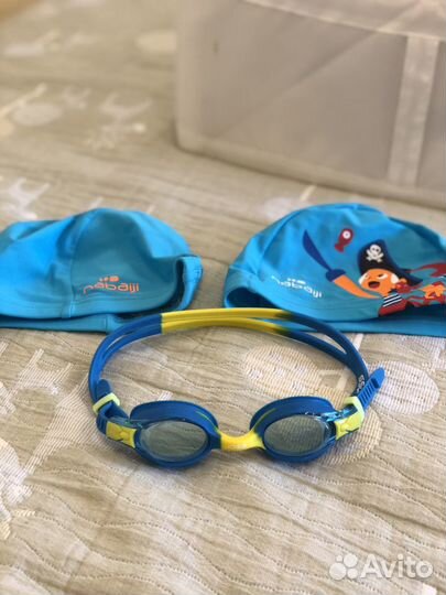 Шапочки для плавания, очки joss