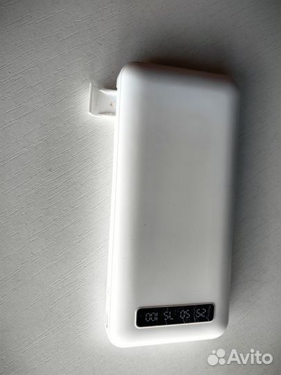 Пауэрбанк Power bank 10000mAh (черный или белый)