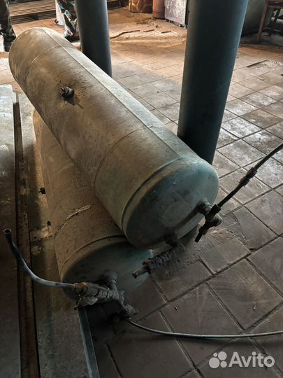 Ресиверы от полуприцепа Van Hool