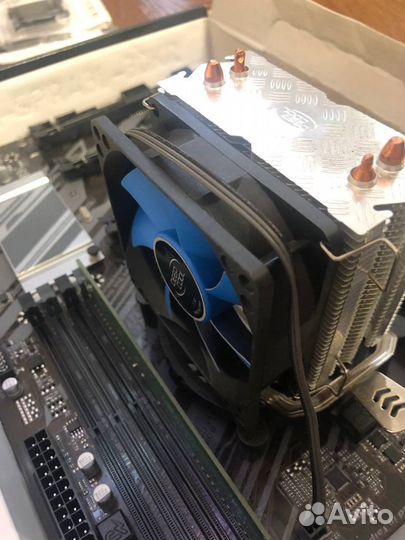 Материнская плата с процессором gigabyte z390d