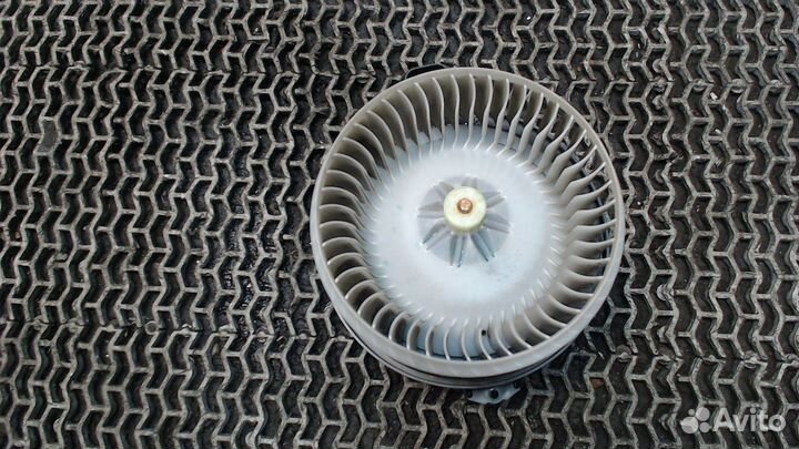 Двигатель отопителя Toyota Venza, 2011