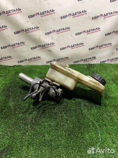 Главный тормозной цилиндр Renault Megan 2 седан