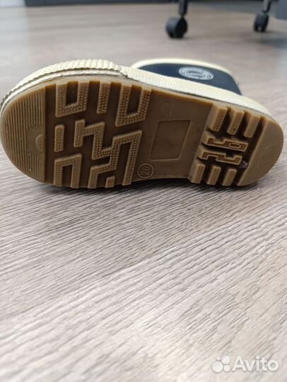 Резиновые сапоги reima 26р