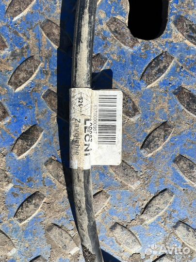 Датчики парковки с проводкой LADA Largus FL