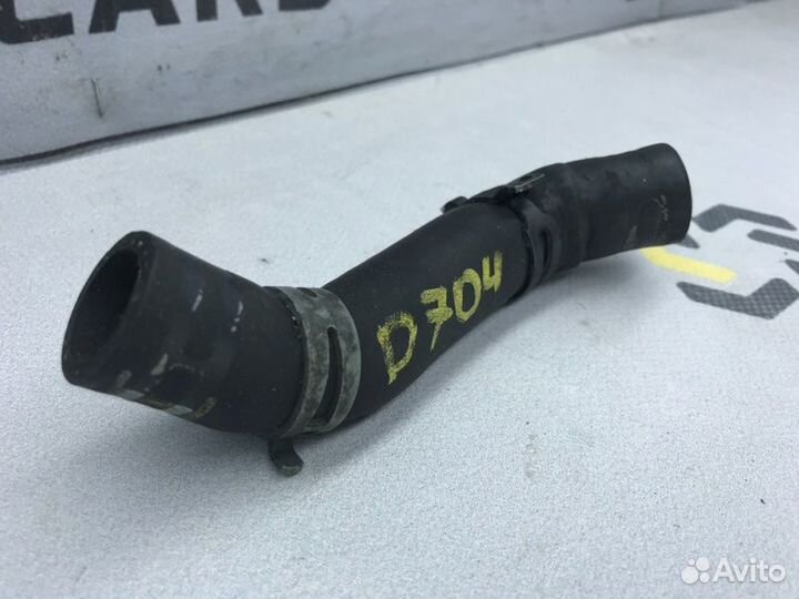 Патрубок системы охлаждения Audi A6 C6 BRE 2.0 TDI