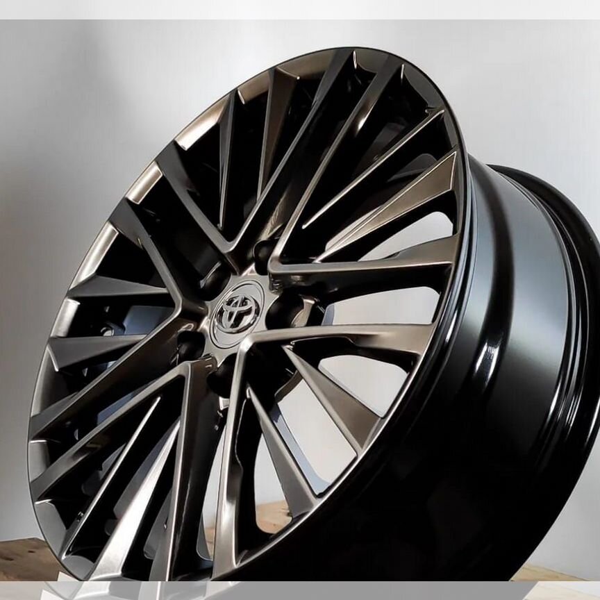 Литые диски Toyota 7×R17 5×114.3