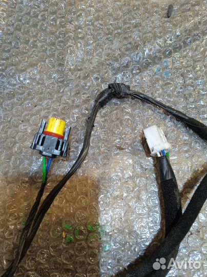 Проводка двери Kia Rio