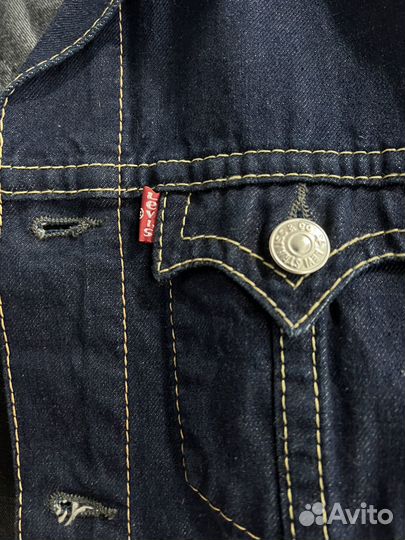 Джинсовая куртка женская levis