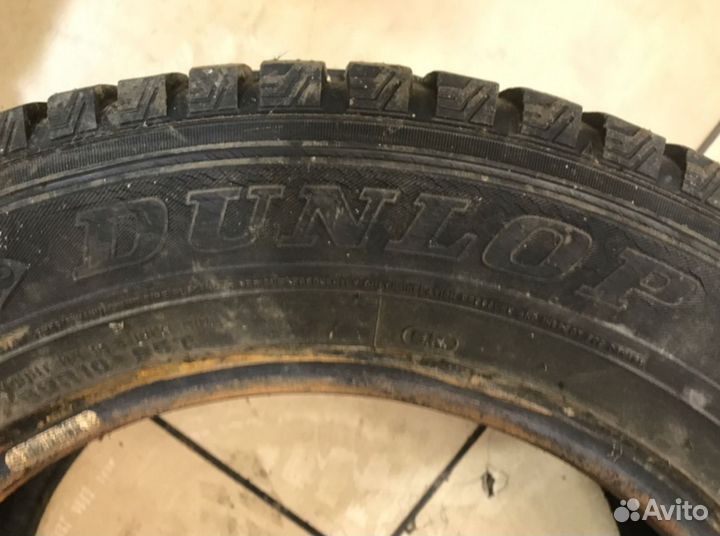 Dunlop SP Winter Ice 01 215/60 R16 95T