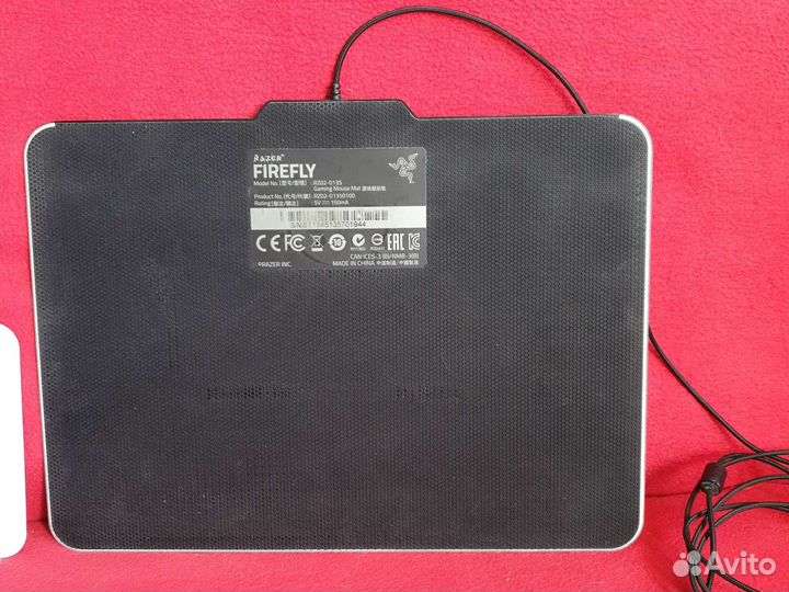 Игровой коврик Razer Firefly с подсветкой