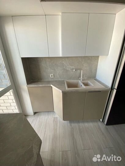 Угловая кухня на заказ