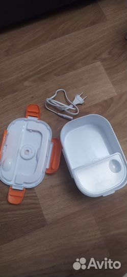 Контейнер для еды с подогревом