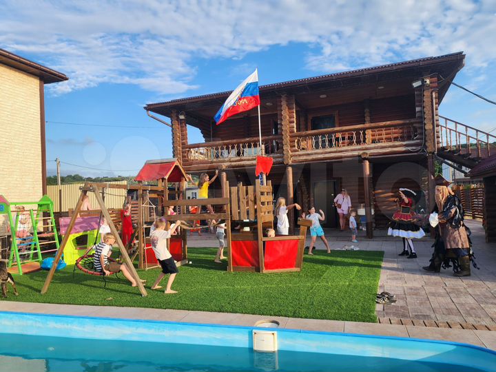 Гостиница, 430 м²