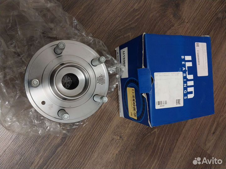 Ступица передняя opel астра j и Chevrolet Cruze