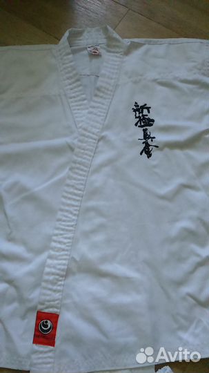 Кимоно 125р, можно мальчику с 6 лет