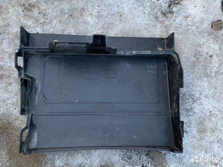 Площадка аккумулятора renault fluence