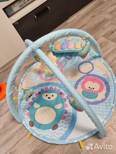 Развивающий коврик с пианино