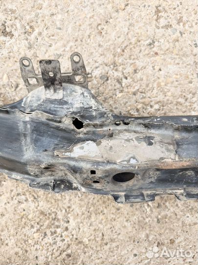 Усилитель переднего бампера бмв х5 е53