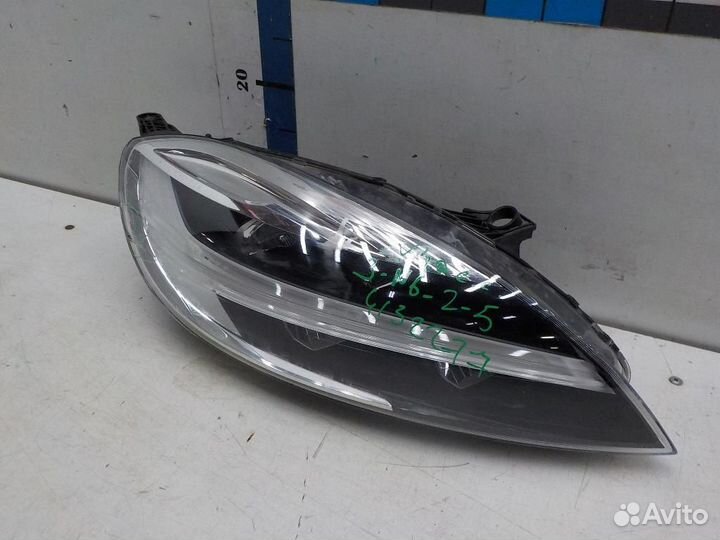 Фара правая Volvo V40