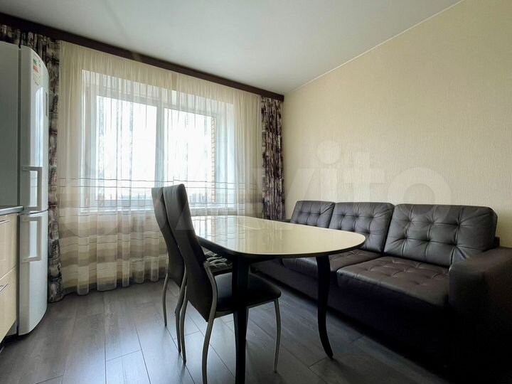 2-к. квартира, 64 м², 19/23 эт.