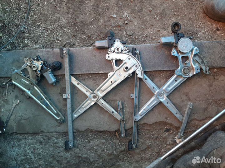 Стеклоподъемник toyota passo левый правый