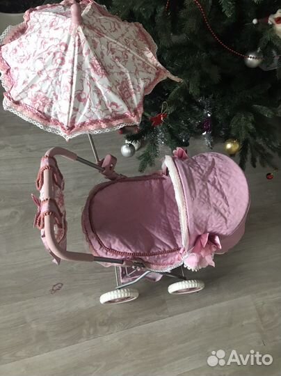 Коляска для кукол