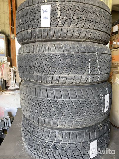 Bridgestone Blizzak DM-V2 225/55 R17