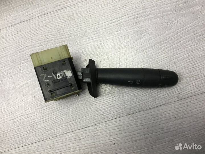 Переключатель дворников Renault Kangoo 1.9 1997